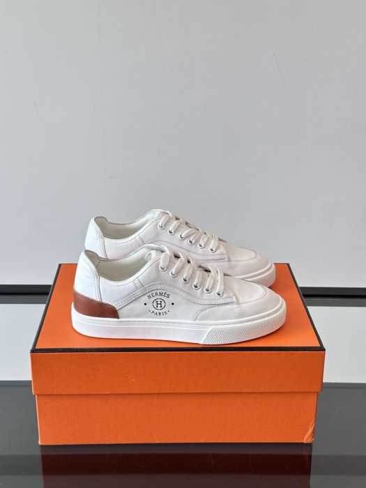 Кроссовки мужские