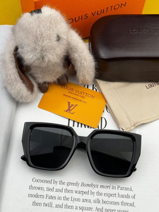 Очки солнцезащитные L6133