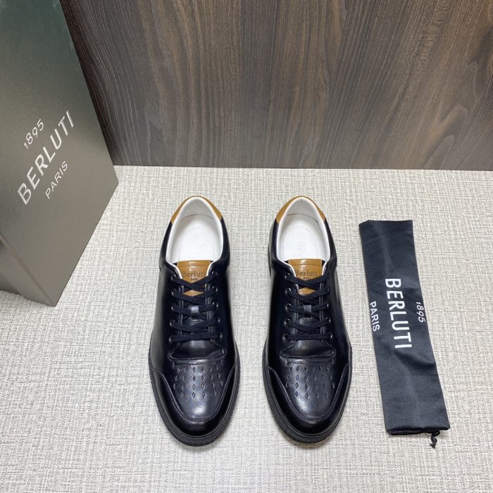 Кроссовки мужские