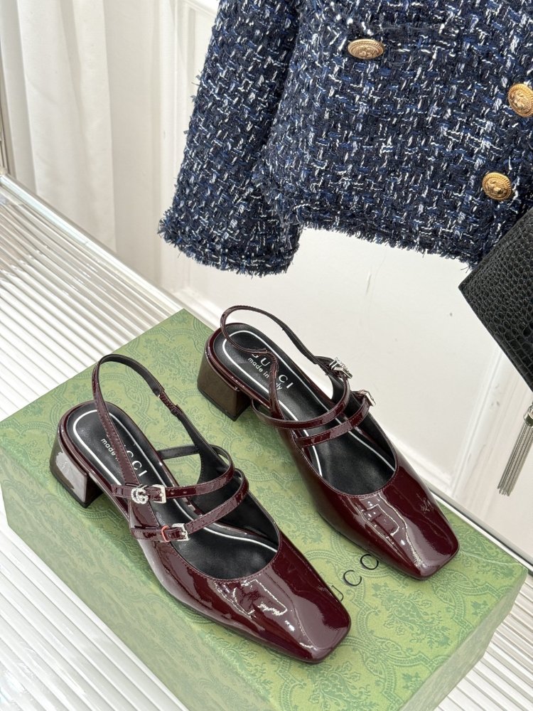 Босоножки фото 3