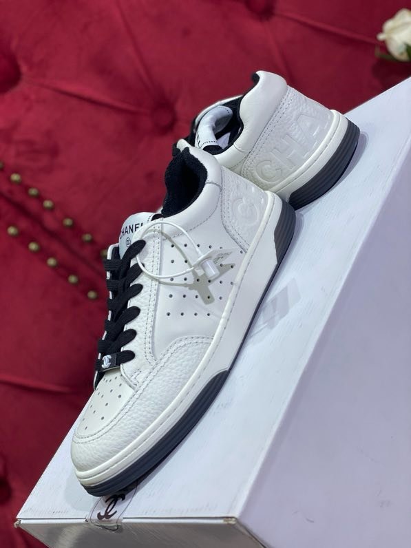 Кроссовки женские фото 7