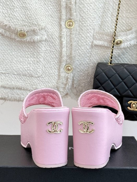 Босоножки фото 6