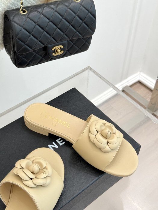 Босоножки фото 5