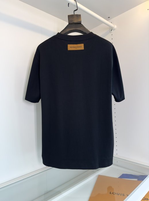 T-shirt men's фото 2