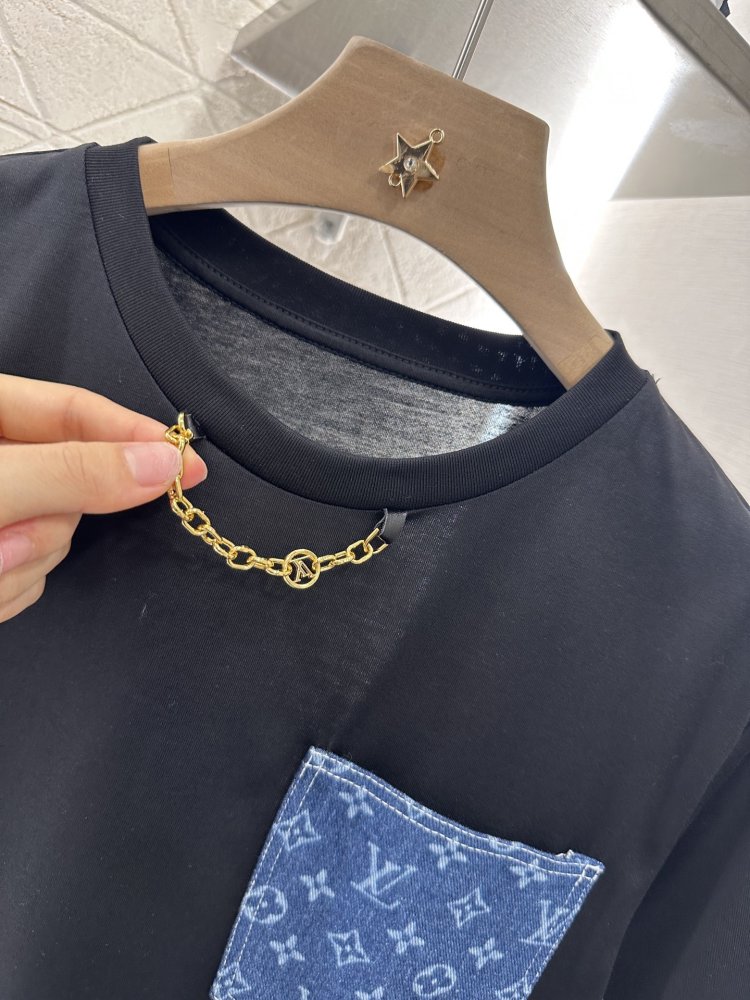 T-shirt women's фото 7