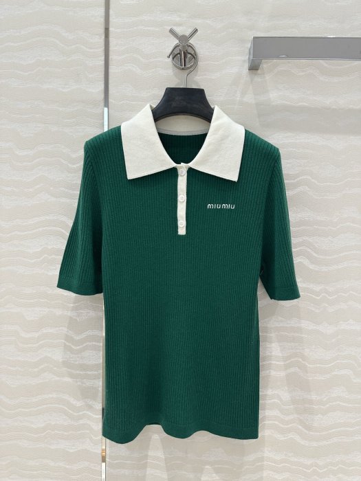 Футболка женская