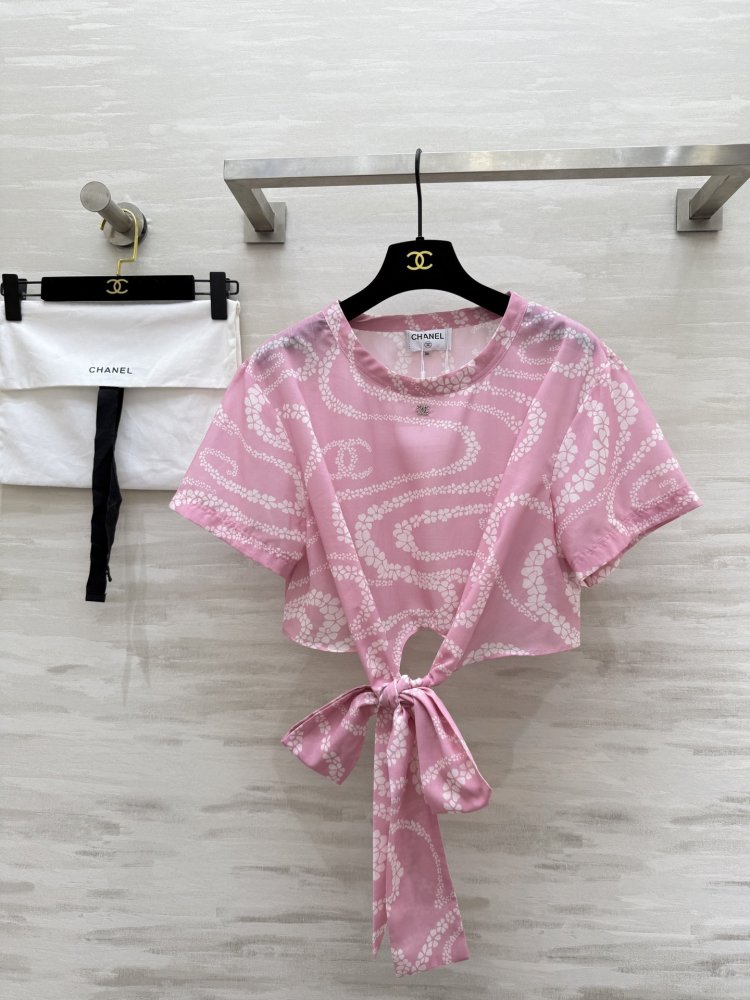 Футболка жіноча