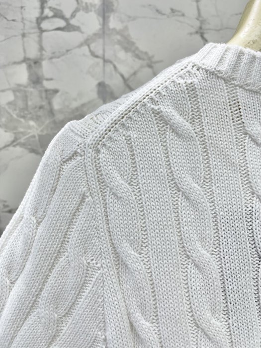 T-shirt women's фото 5