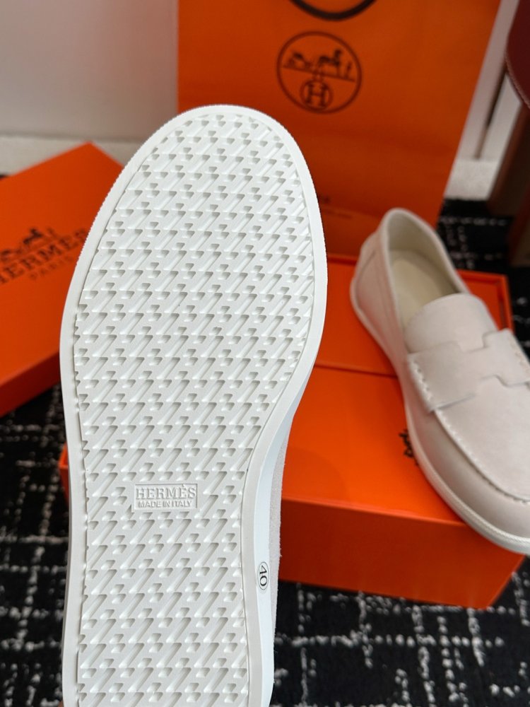 Лоферы женские фото 9