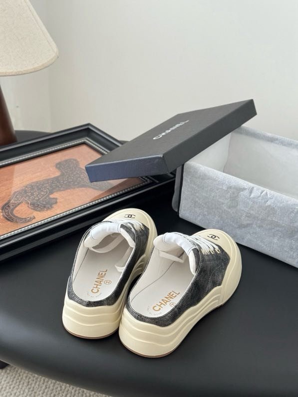 Кросівки мюли жіночі фото 2