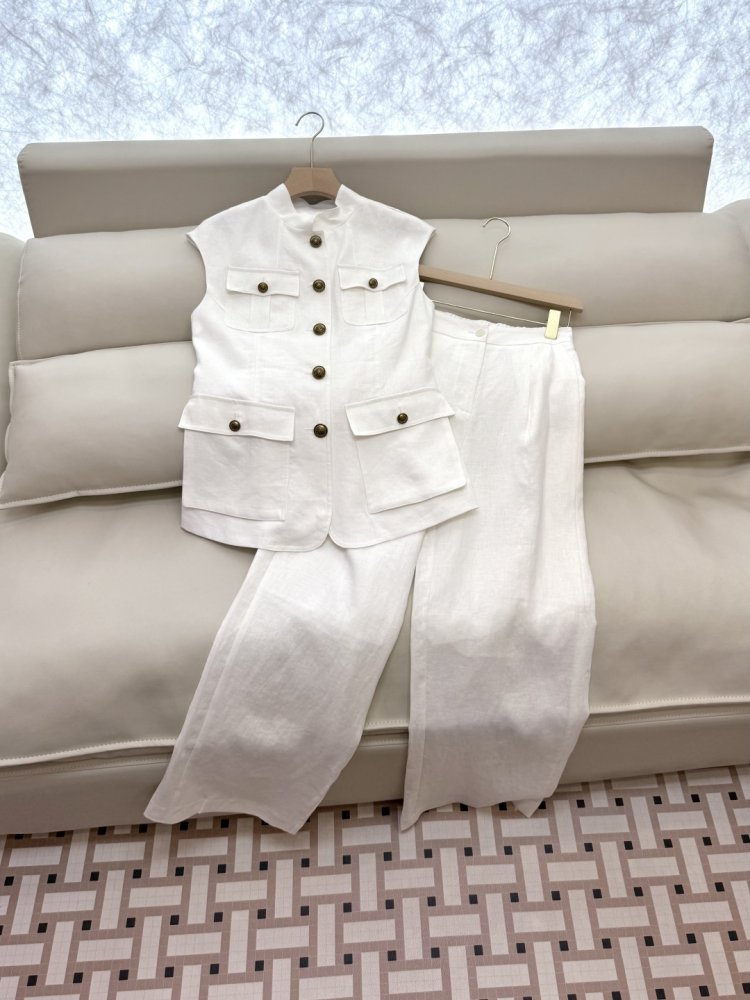 Льняной женский костюм фото 3