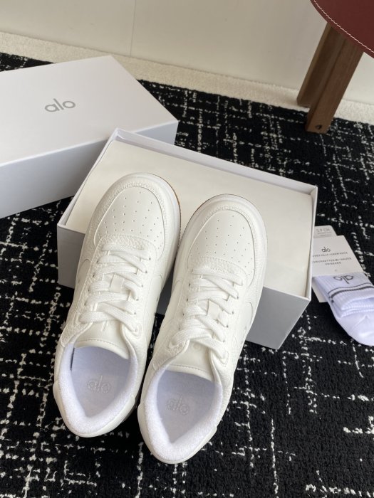 Sneakers women's фото 4