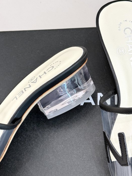 Босоножки фото 6