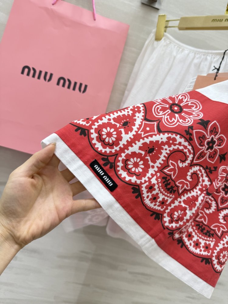 Costume female фото 8