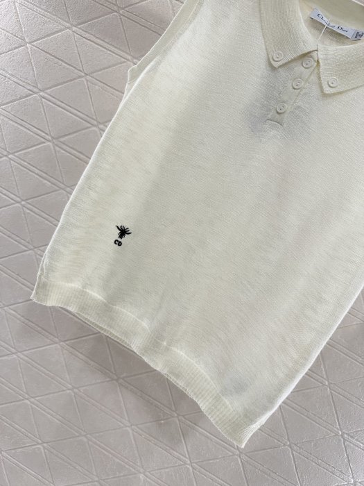 Футболка жіноча фото 5