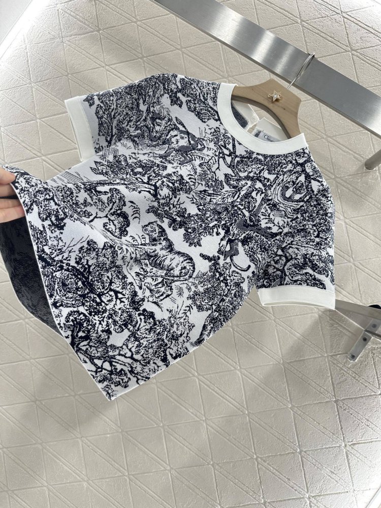 Футболка женская фото 6