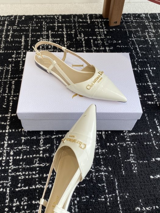 Босоножки фото 5