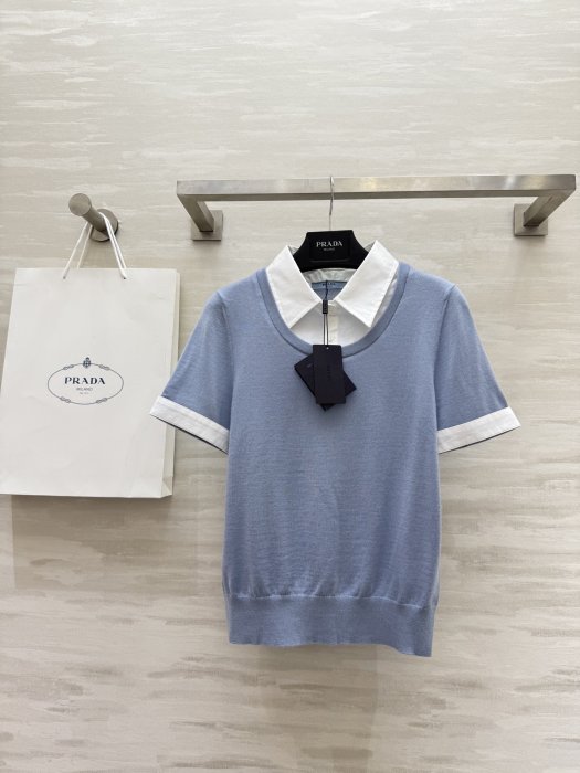 Футболка жіноча