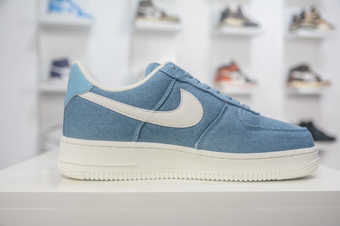 Кроссовки Air Force 1 07 Low фото 3