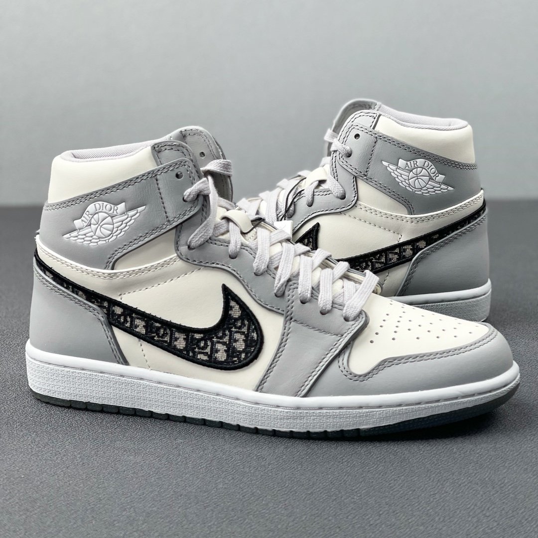 Sneakers  Air Jordan 1 фото 2