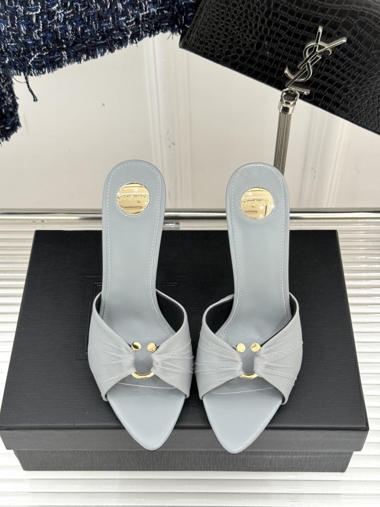 Босоножки фото 4