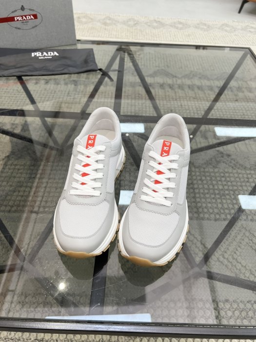 Кросівки чоловічі фото 3