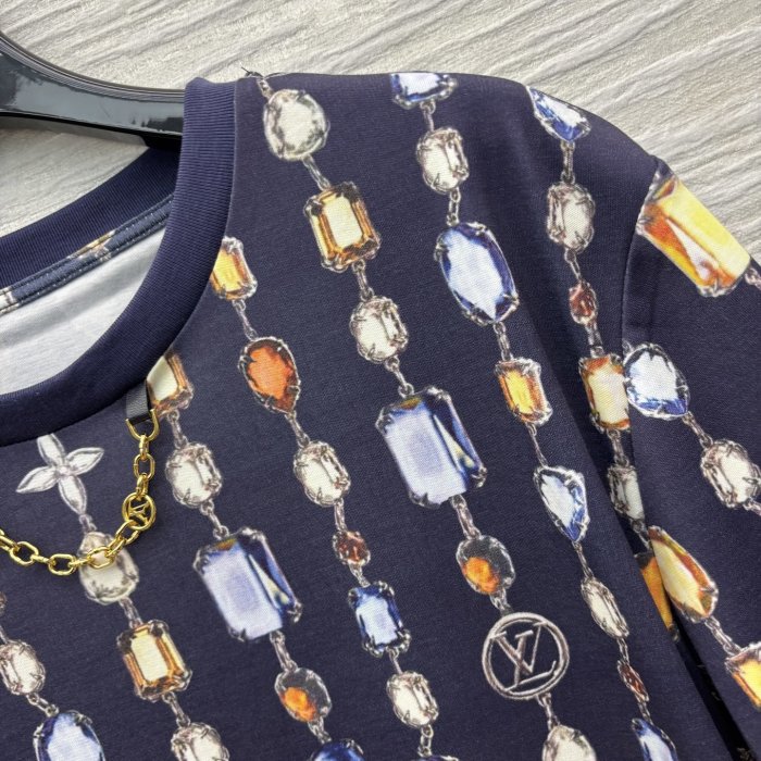 T-shirt women's фото 5