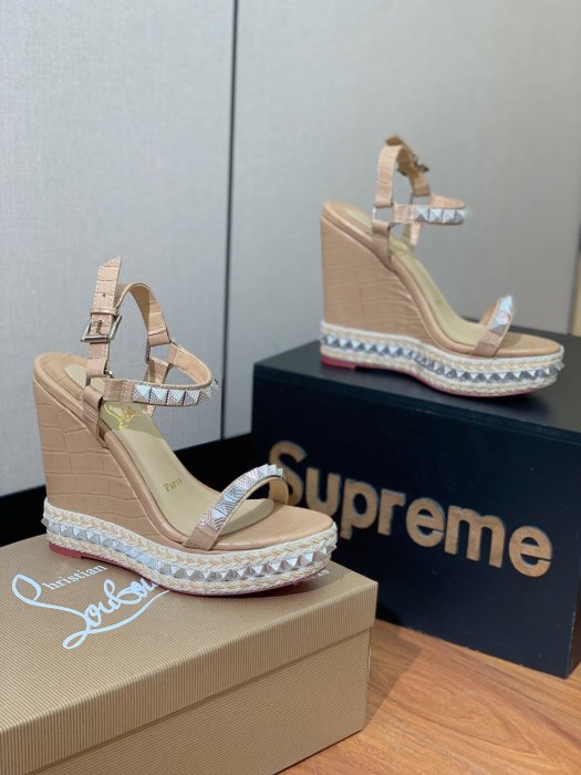 Босоножки фото 4