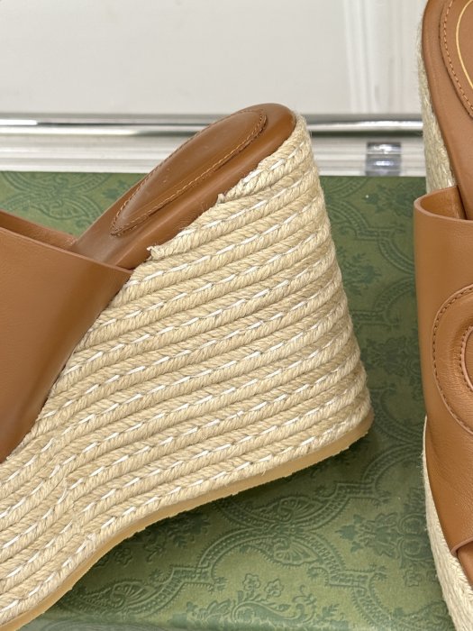 Босоніжки фото 6