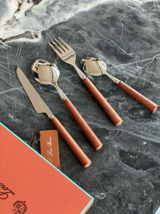 Набор столовых приборов из древесины махагони фото 9