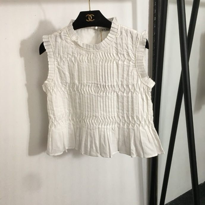 Костюм женский фото 5