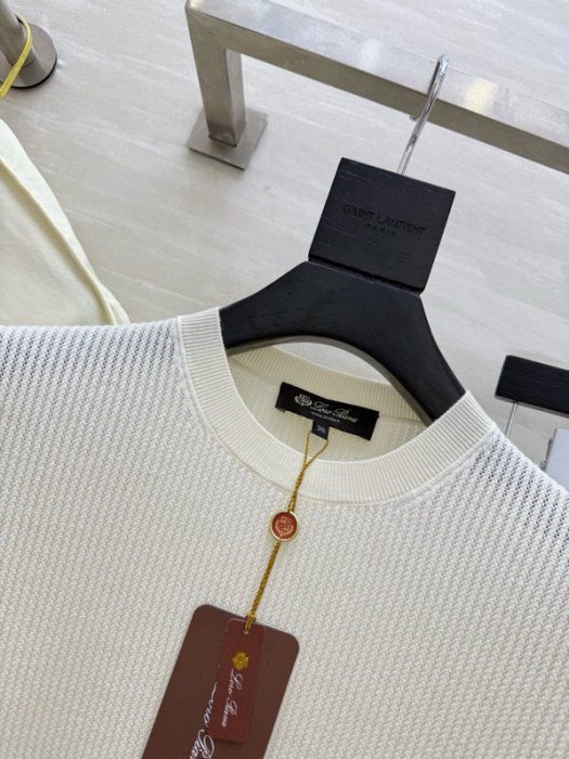 Костюм женский фото 5