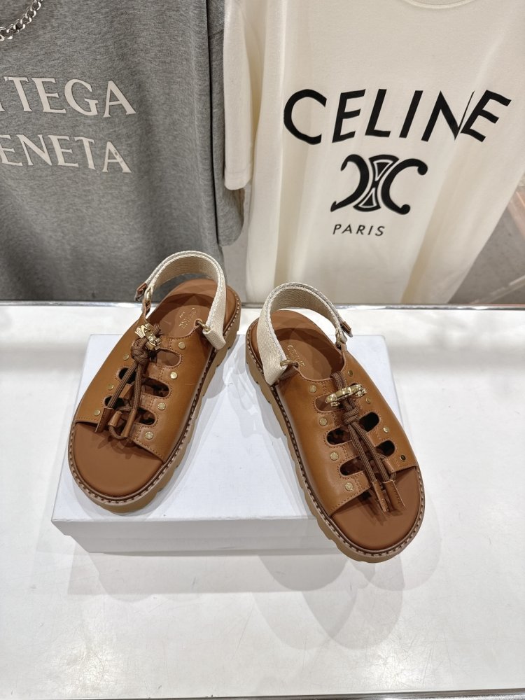 Сандалі жіночі фото 2