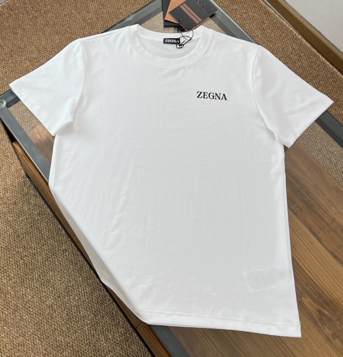 T-shirt men's