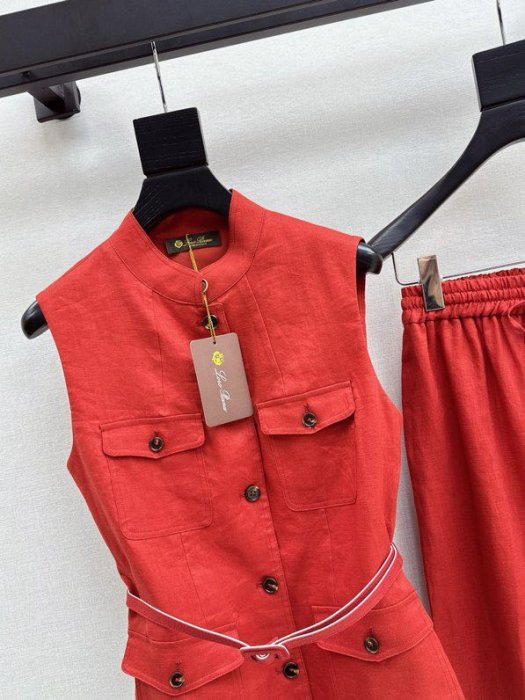 Костюм женский фото 8