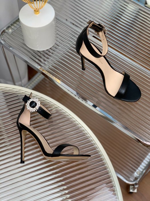 Босоножки фото 8