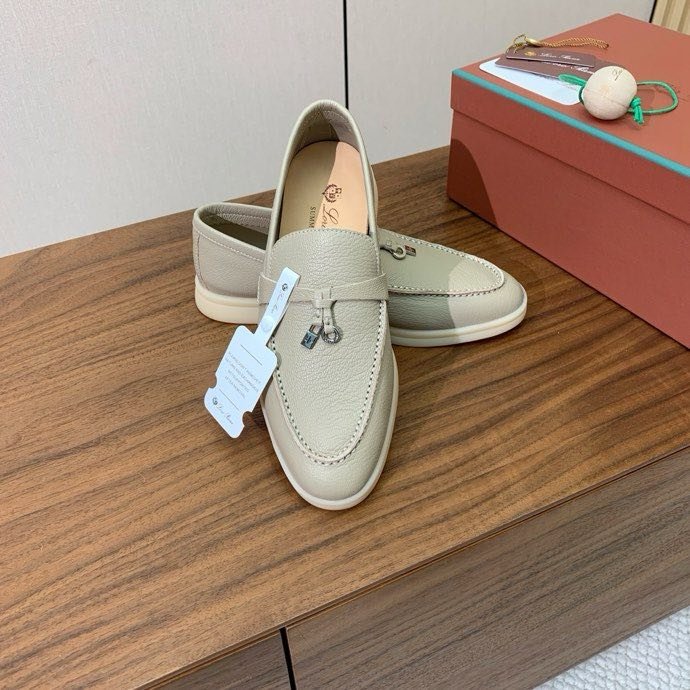 Лоферы женские фото 2