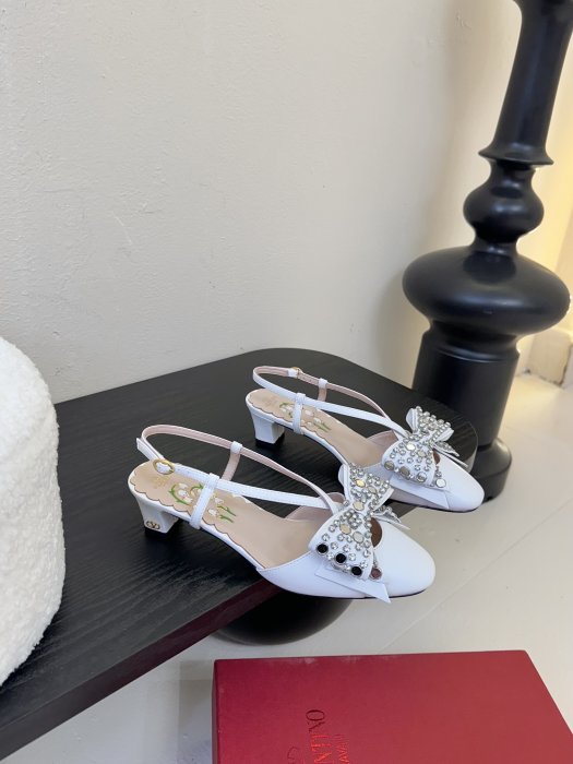 Босоножки фото 2