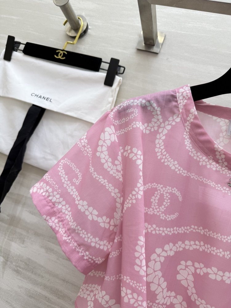 Футболка жіноча фото 7