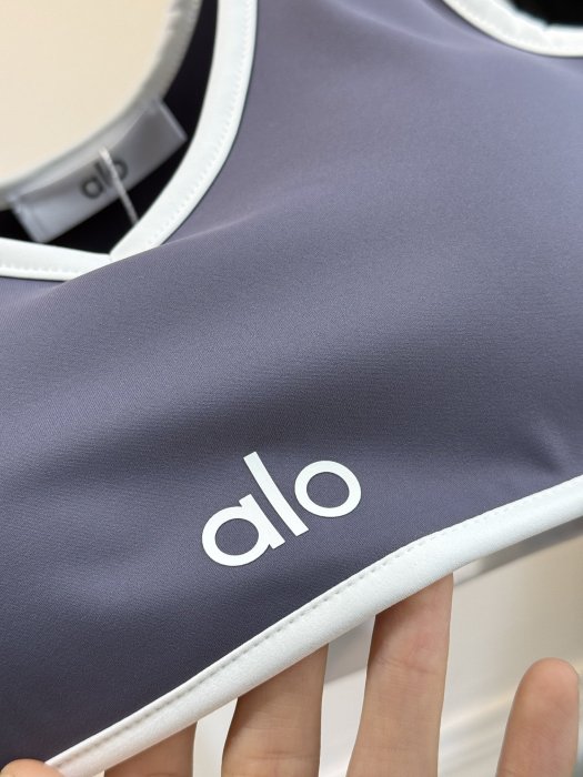 Костюм спортивний жіночий фото 4