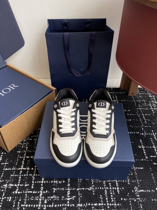 Кроссовки Dior B27