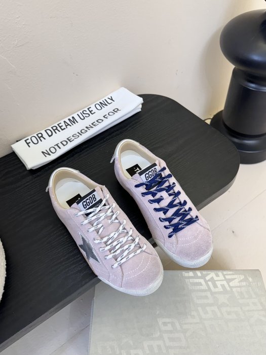 Кроссовки Golden Goose