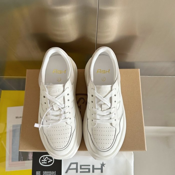 Кроссовки фото 7