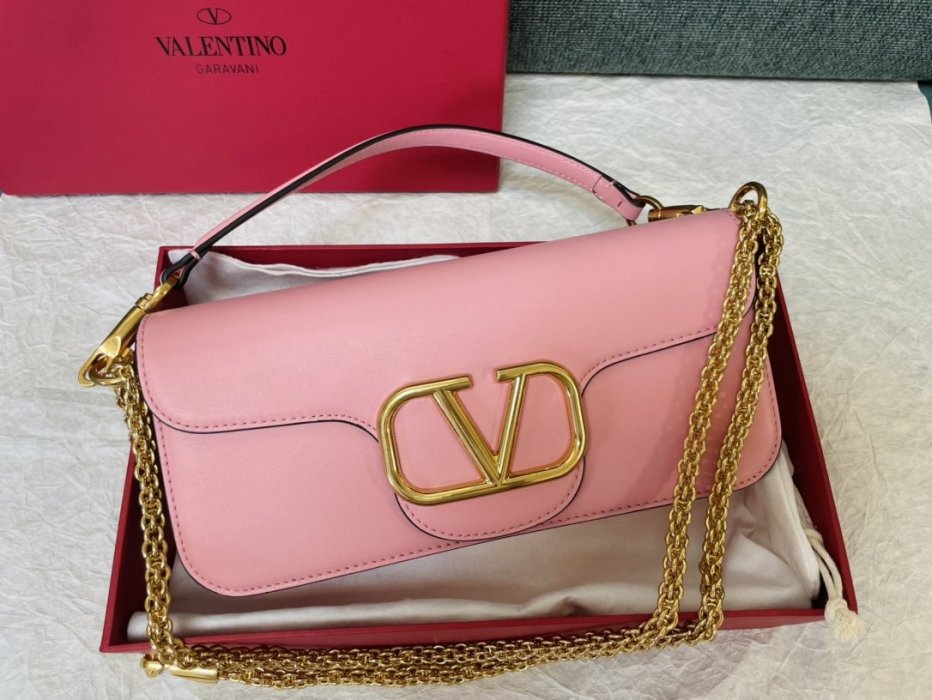 A bag women's Valentino Garavani Mini Loco 27 cm фото 9
