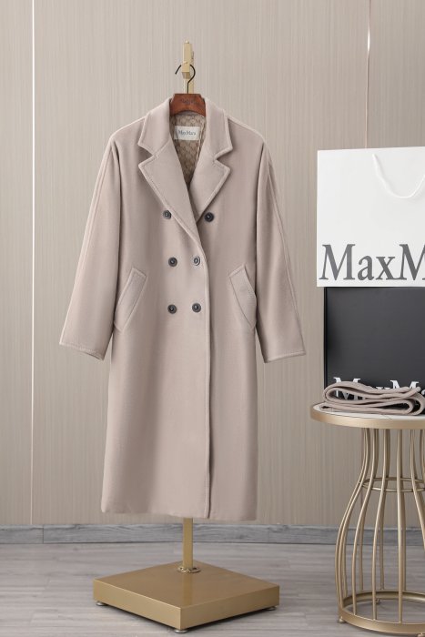 Cashmere women's coat