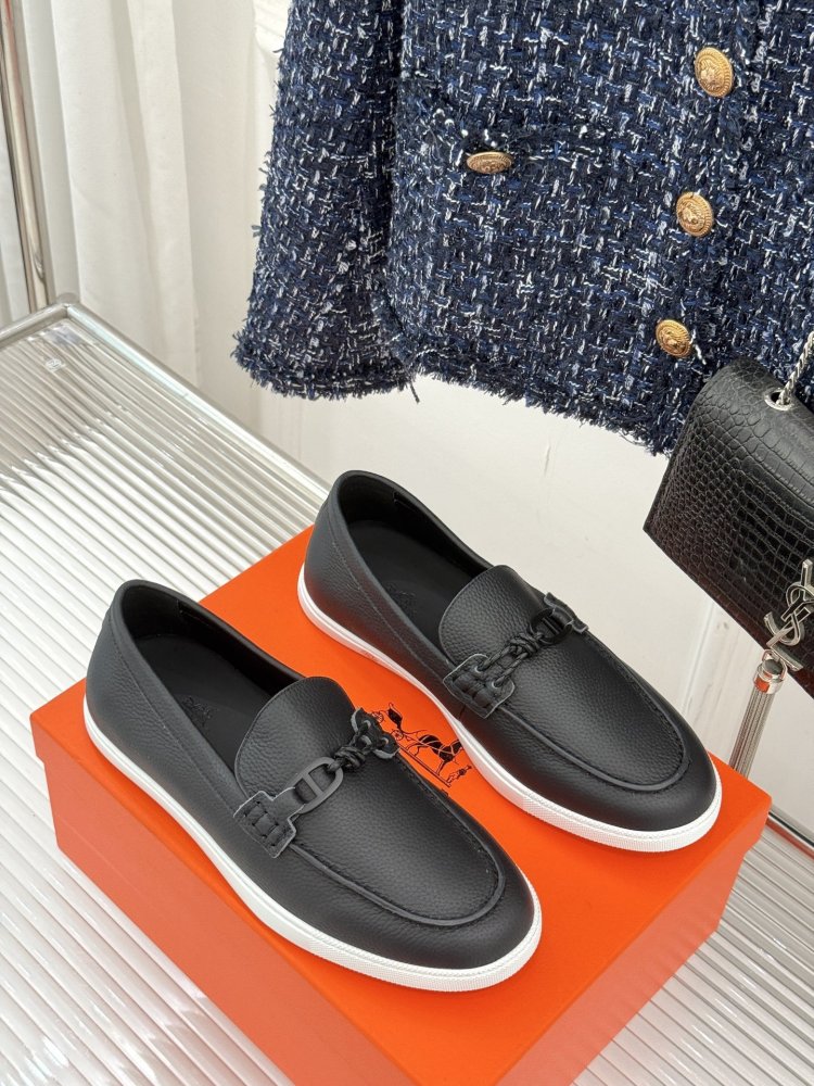 Лоферы женские фото 3