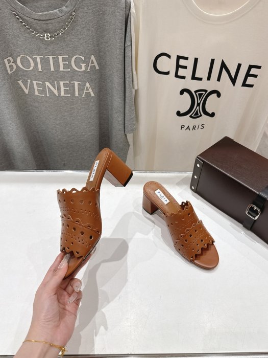 Босоножки фото 4