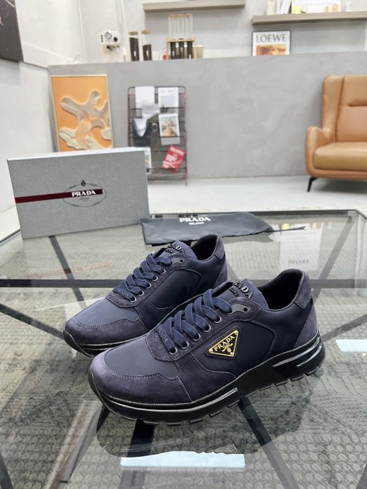 Кроссовки мужские