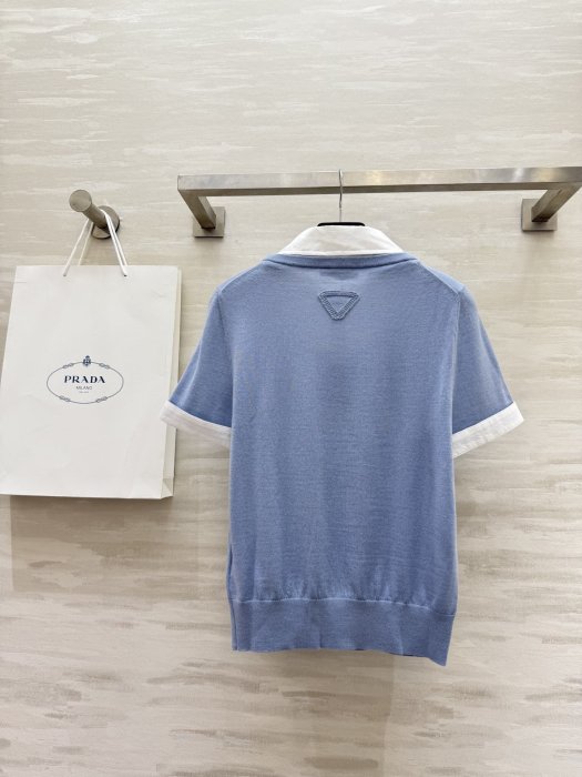 Футболка жіноча фото 5