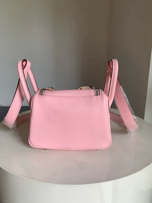 A bag women's Hermes Mini Lindy 19 cm фото 5
